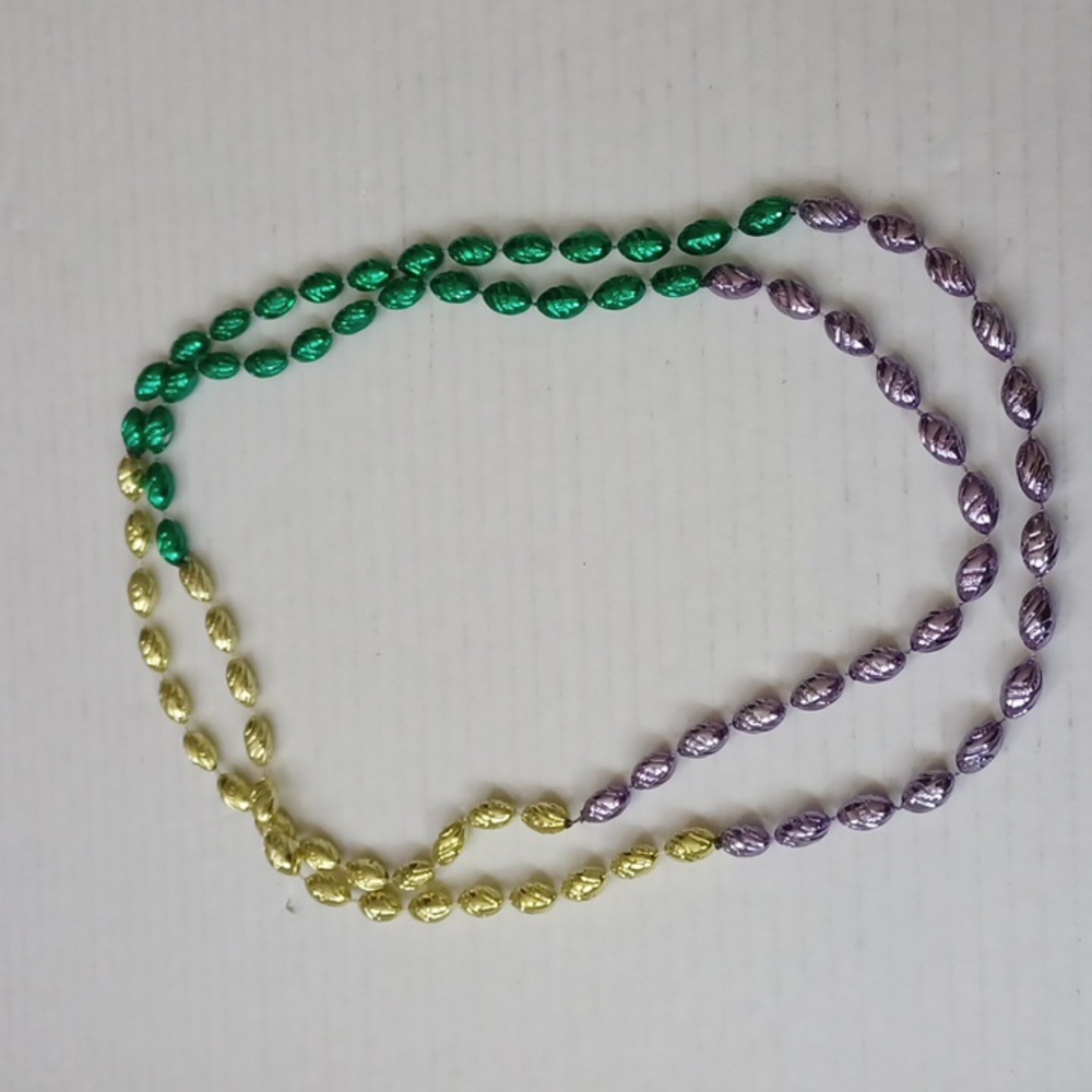 $4 Add-on Shiny Plastic Beads Necklace
